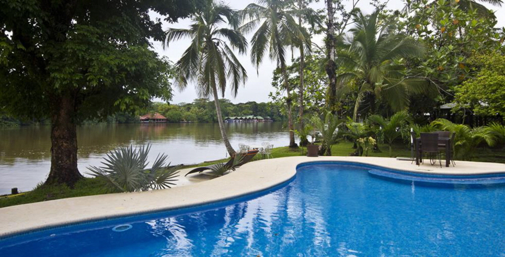 Tortuguero Manatus Lodge